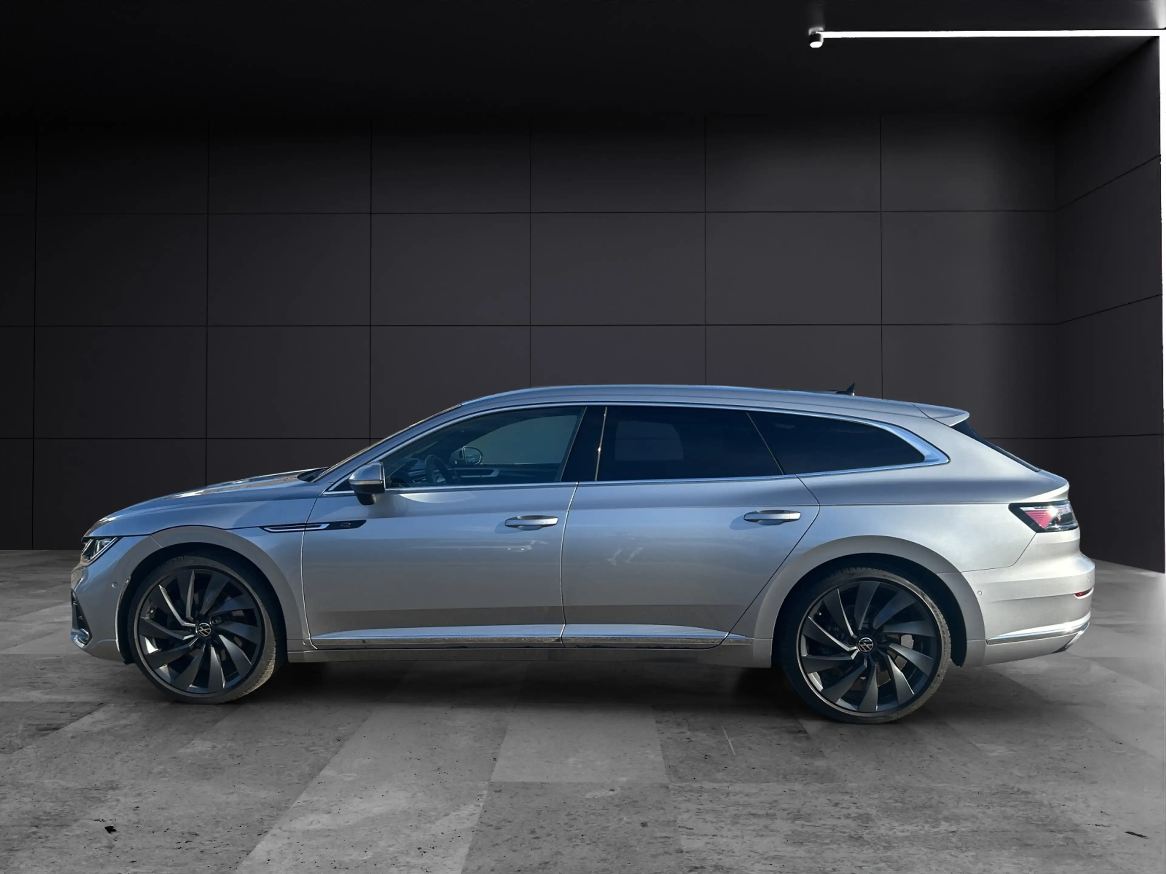 Volkswagen Arteon SB R-Line 4M TSI DSG IQ.Light Navi ACC AHK STHZ... — photo 2