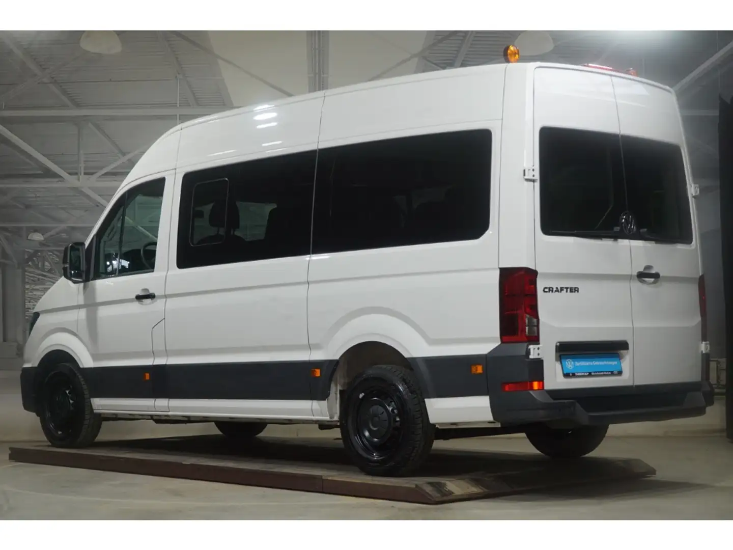 Volkswagen Crafter 35 2.0 TDI Kombi 9-Sitzer Klima PDC Blanco - 2