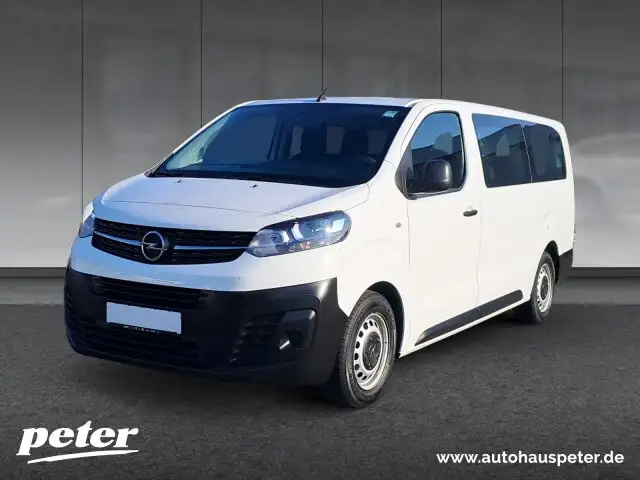 Opel Zafira Life Vivaro 2.0 D L 9-Sitzer Klima Navi Pro AHK 144PS