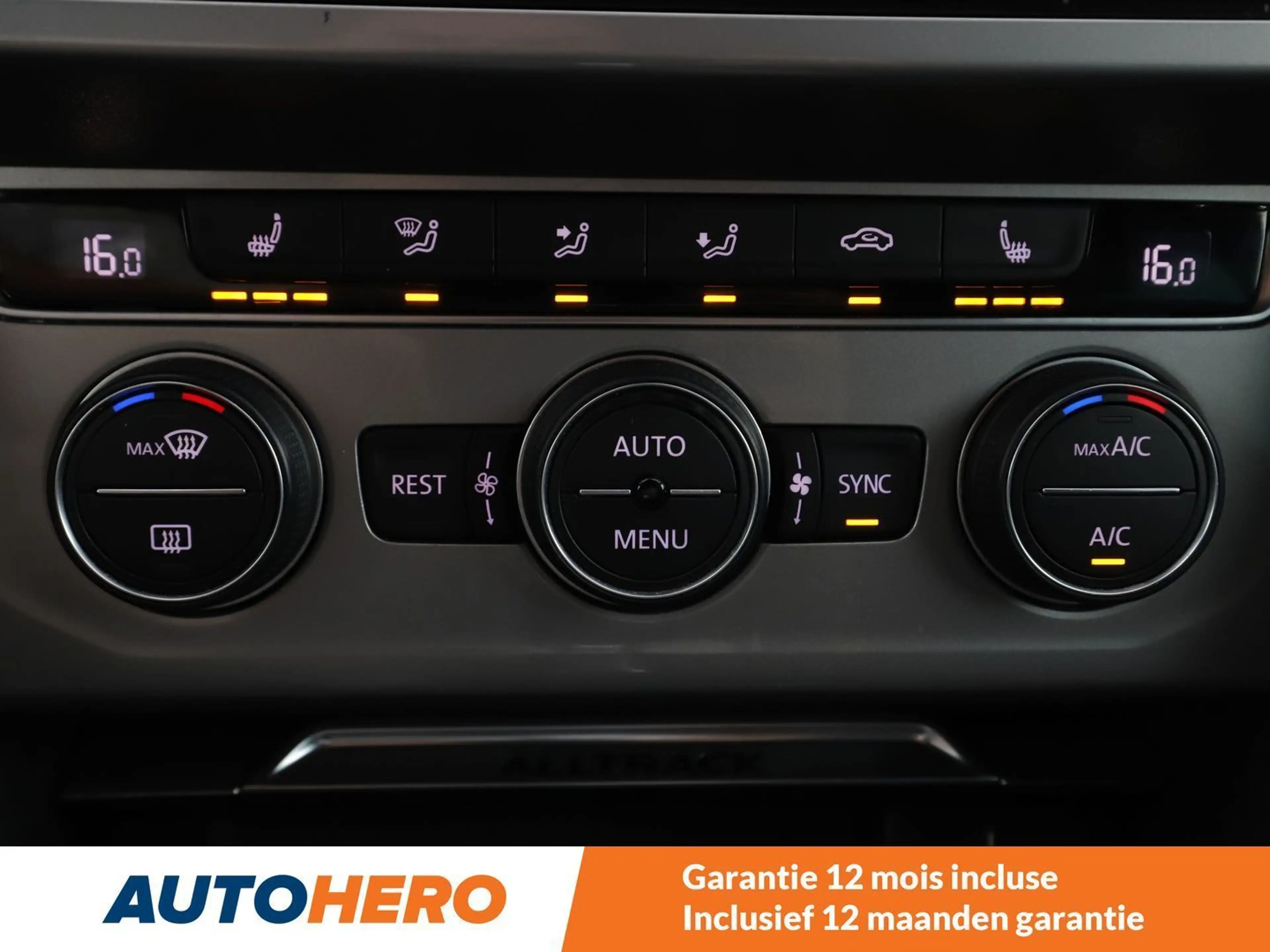 Volkswagen Passat Alltrack 2.0 TDI 4Motion BlueMotion Tech — photo 15