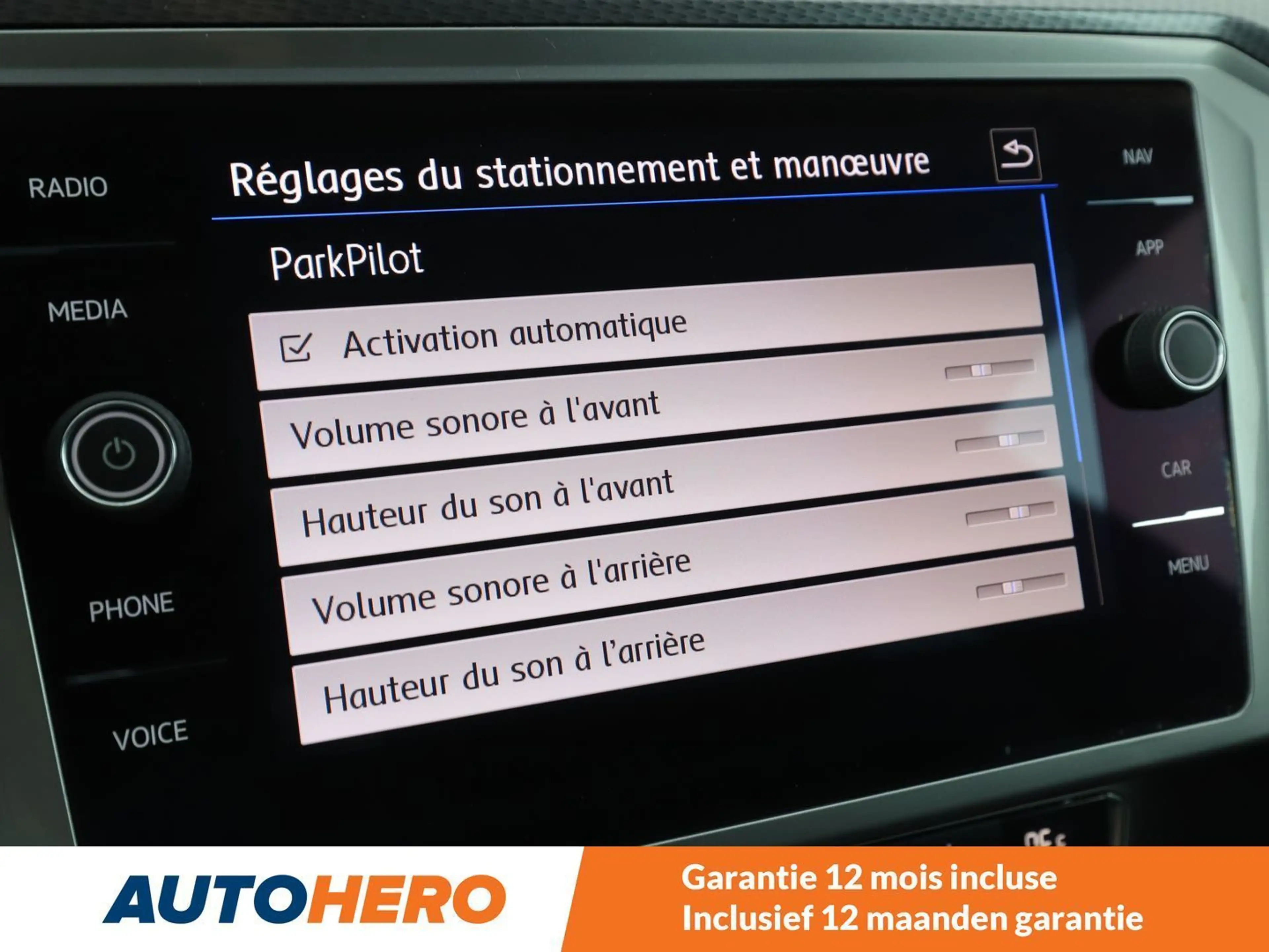 Volkswagen Passat Alltrack 2.0 TDI 4Motion BlueMotion Tech — photo 13