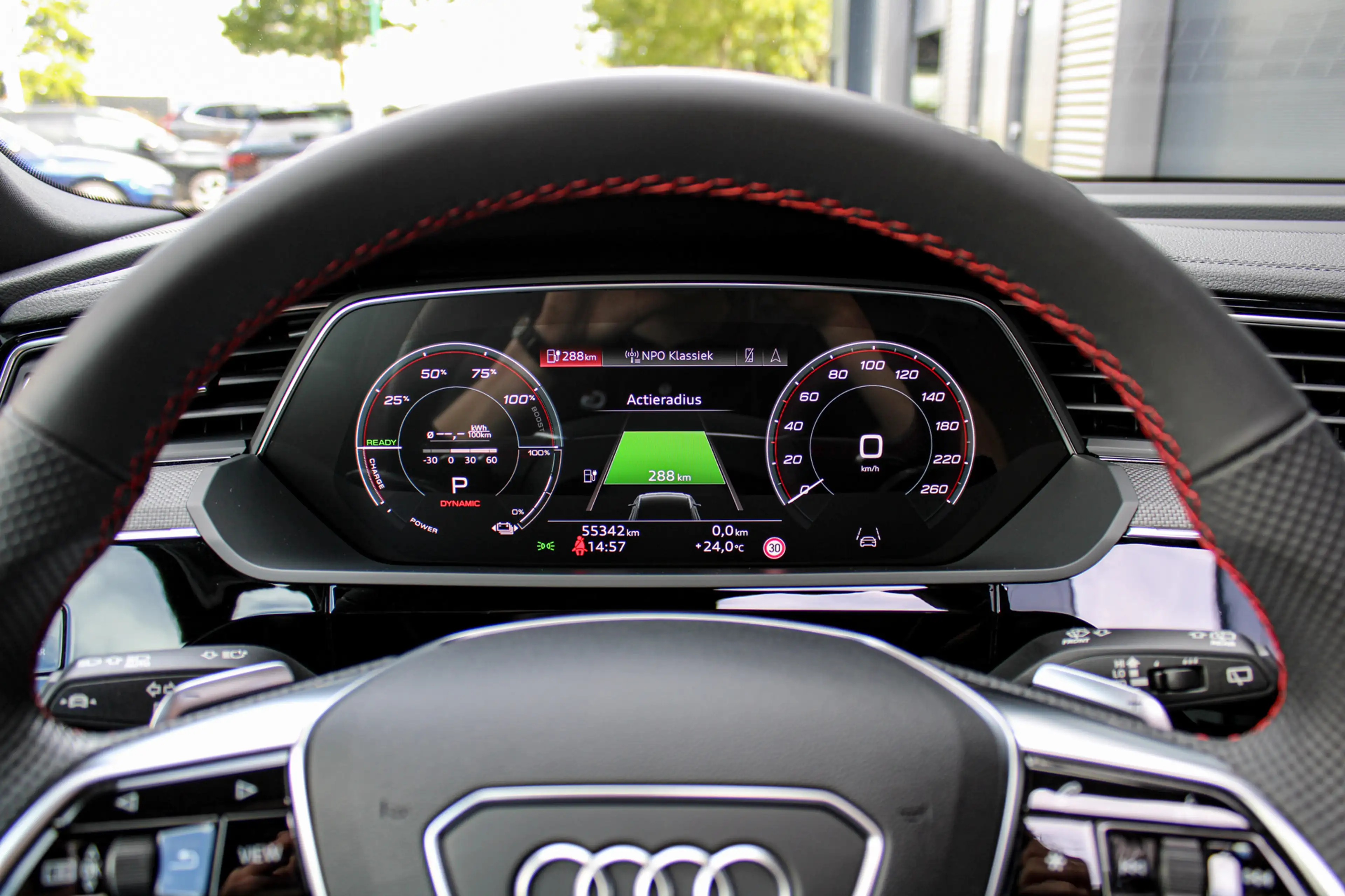 Audi Q8 e-tron 55 quattro S Edition 115 kWh | Luchtvering | Pano — photo 8