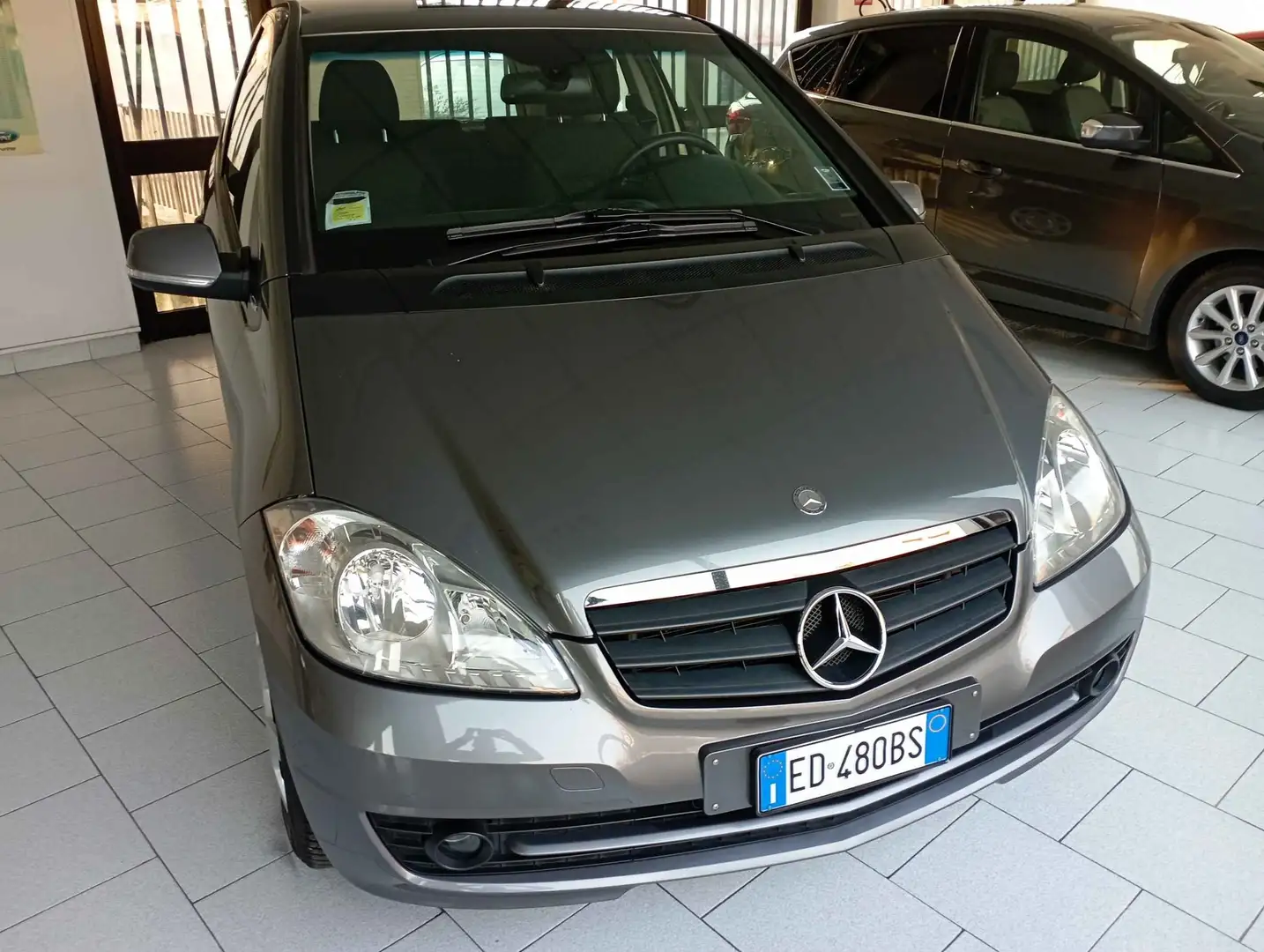 Mercedes-Benz A 160 Classe A - W/C 169 (150) be Efficiency- Coupe Grigio - 1