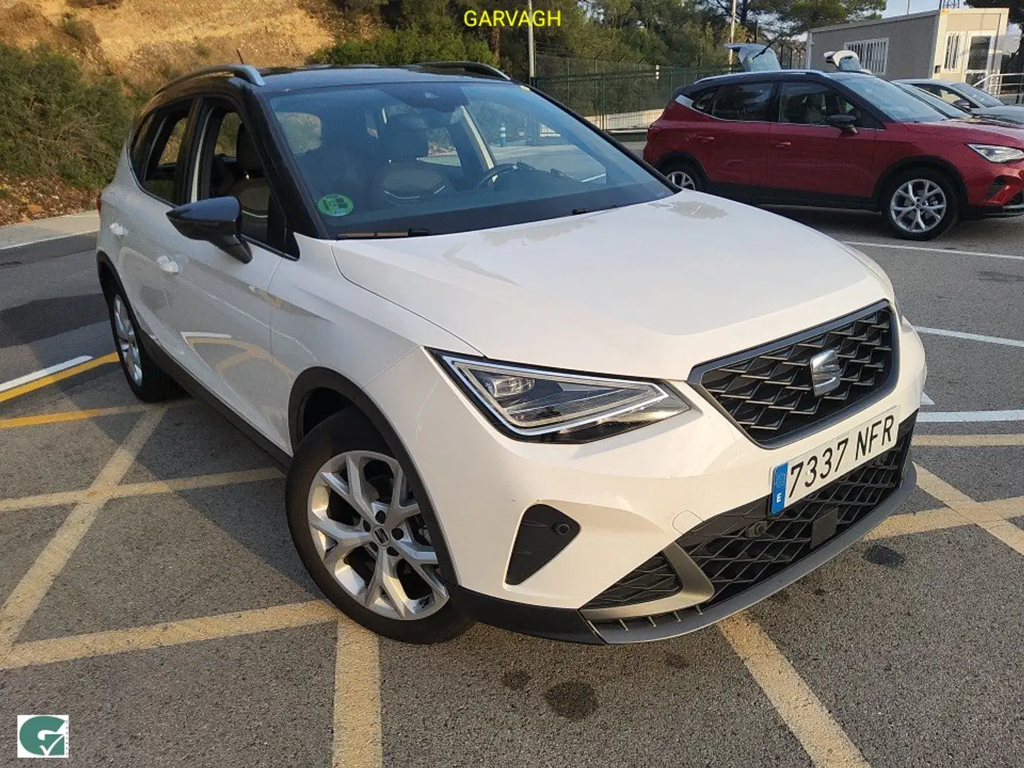 SEAT Arona 1.0 TSI S&S FR XM 115 Blanco - 1