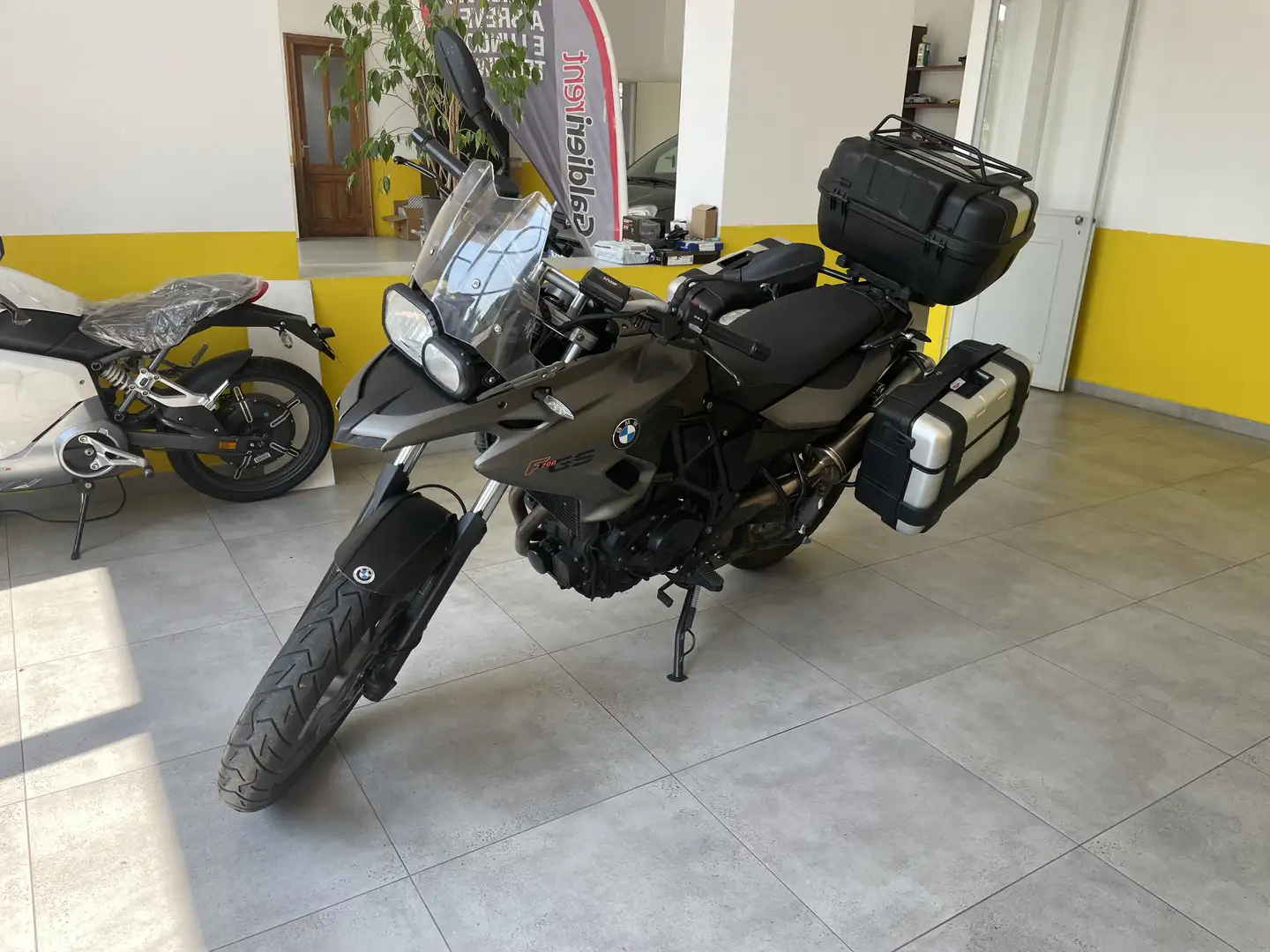 BMW F 700 GS Сірий - 1