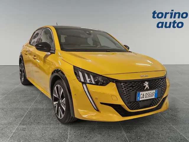 2019 Peugeot 208 in Yellow for sale