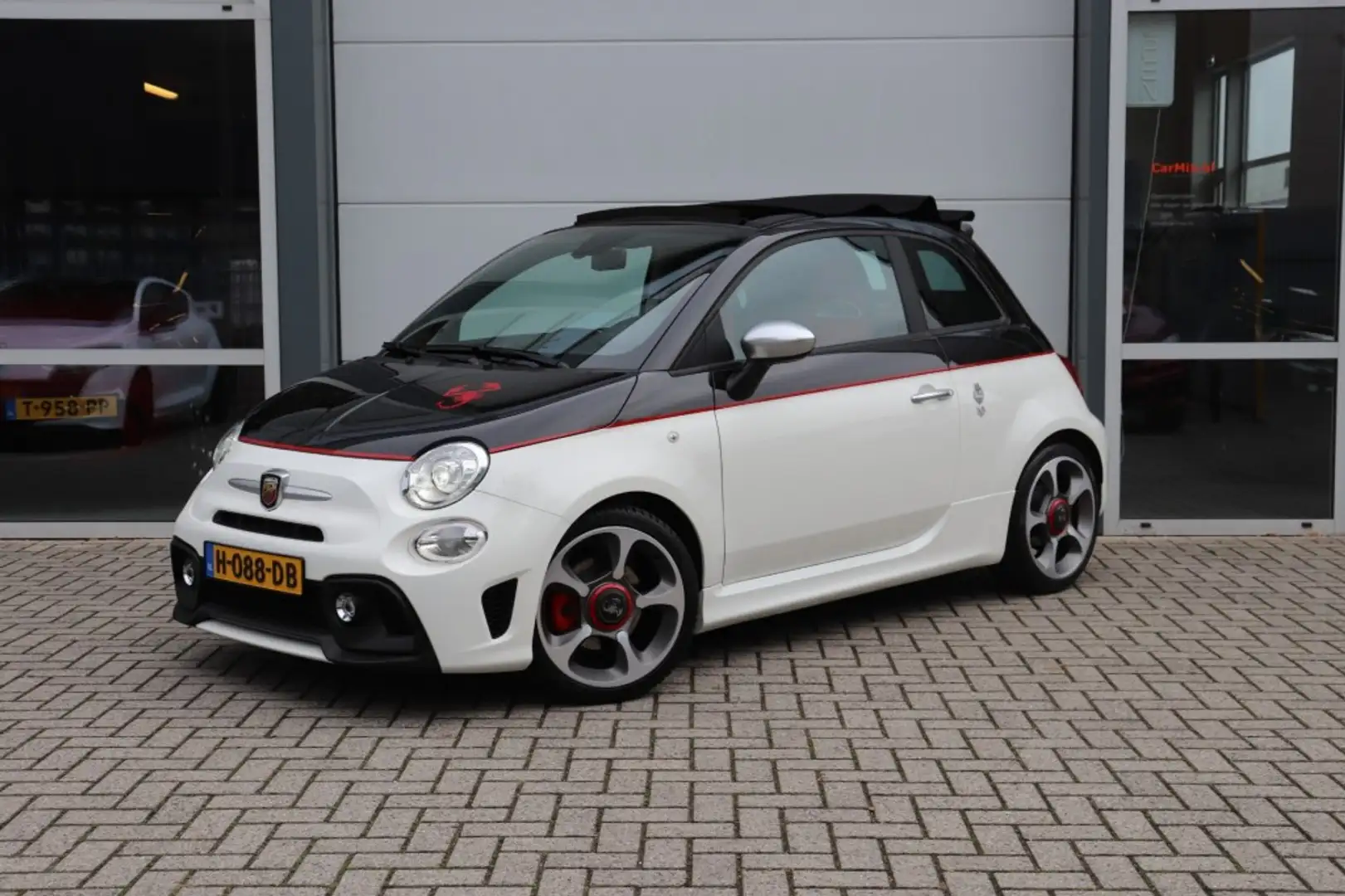 Fiat 500C 1.4 T-JET ABARTH TURISMO 70th Anniversary/AUT/CARP Wit - 1