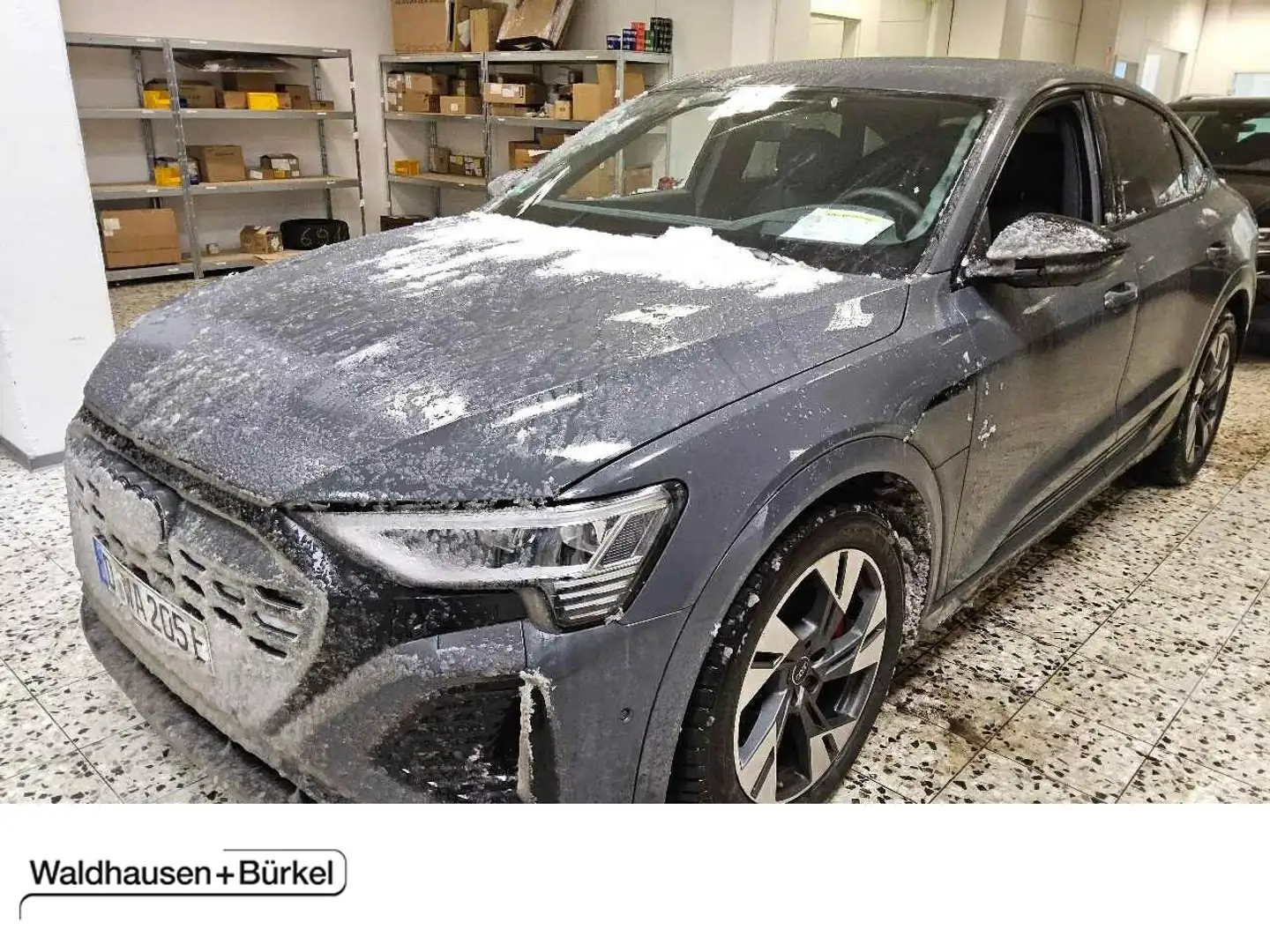 Audi Q8 e-tron 55 quattro Edition S line Klima Navi Grau - 1