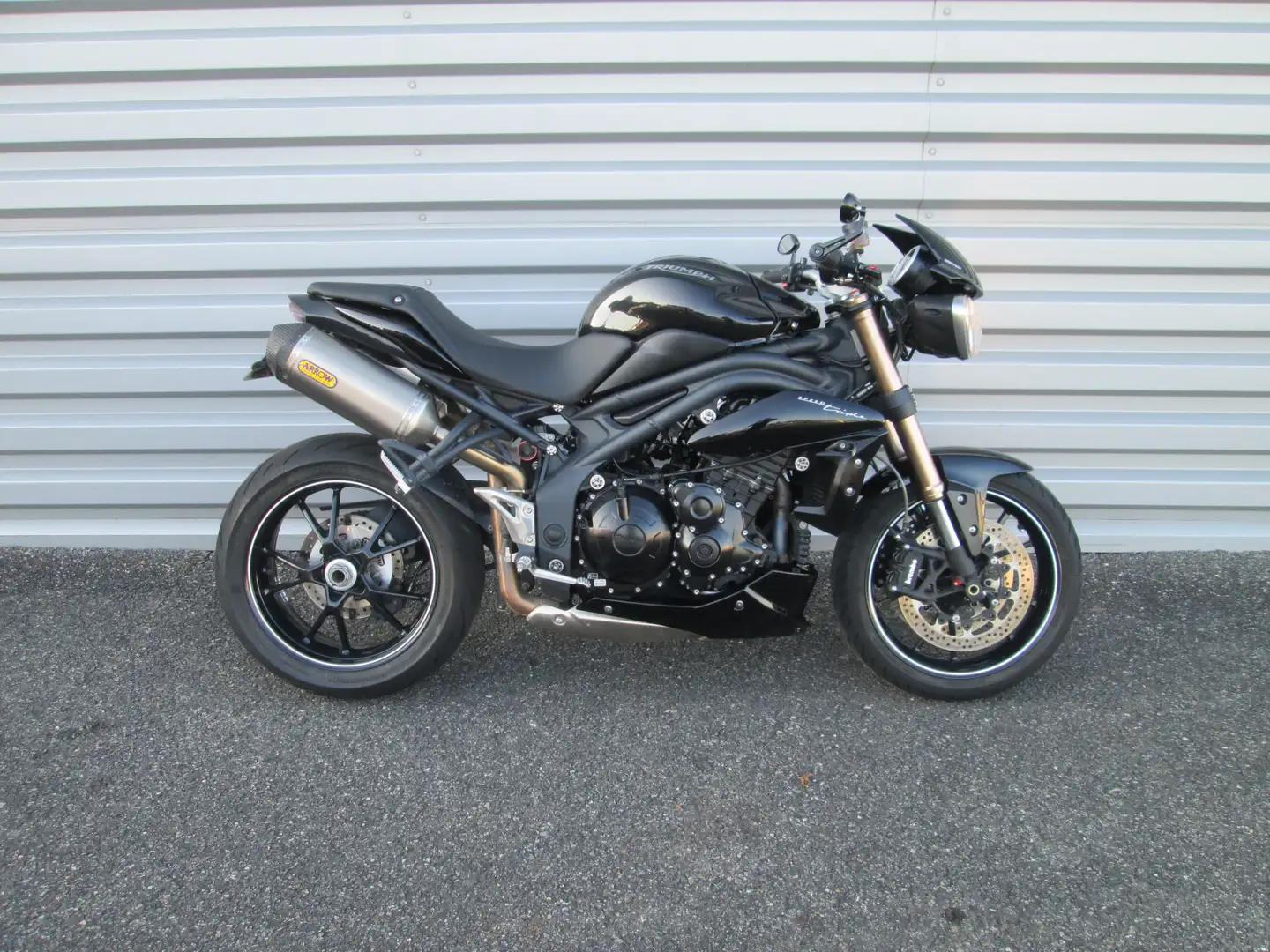 Triumph Speed Triple 1050 Noir - 2