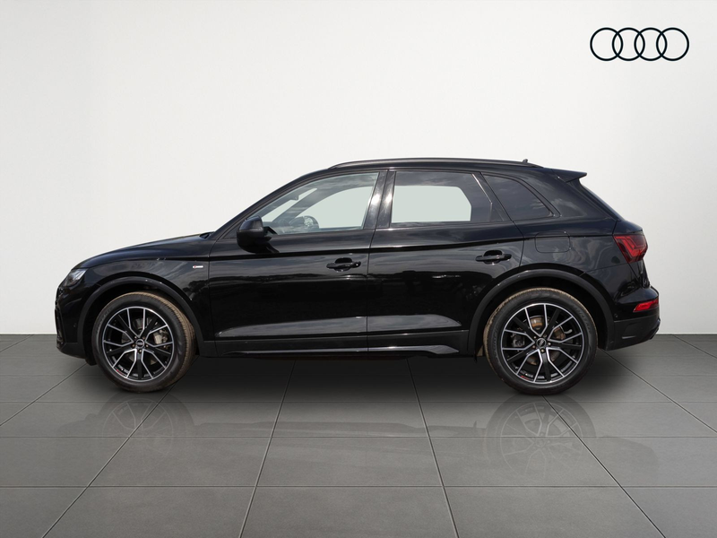 Audi Q5 S line 55TFSIe qu Navi Matrix HuD AHK AIR ACC — photo 5
