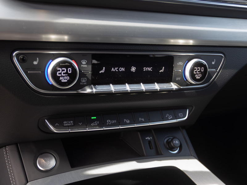 Audi Q5 S line 55TFSIe qu Navi Matrix HuD AHK AIR ACC — photo 21