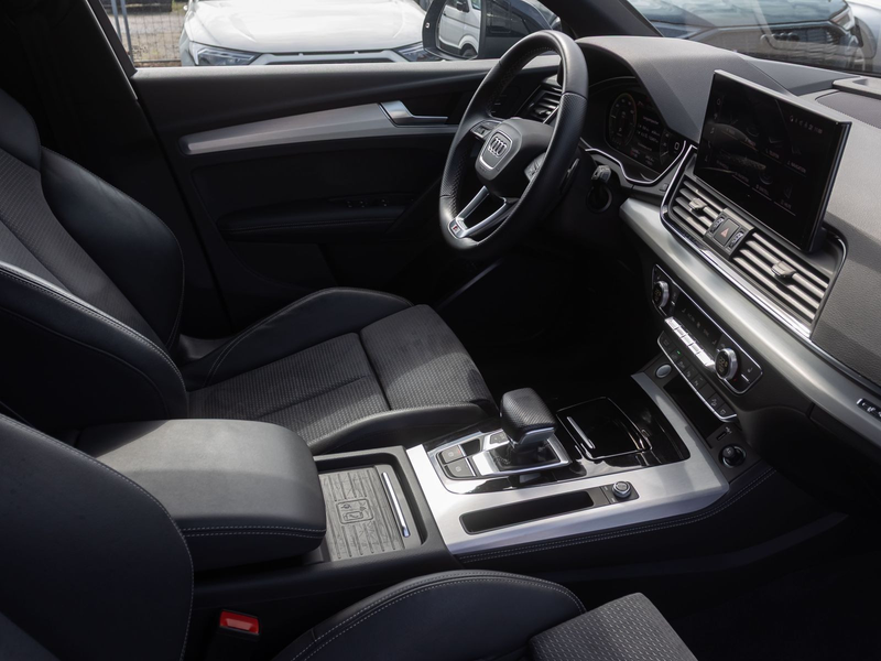 Audi Q5 S line 55TFSIe qu Navi Matrix HuD AHK AIR ACC — photo 30