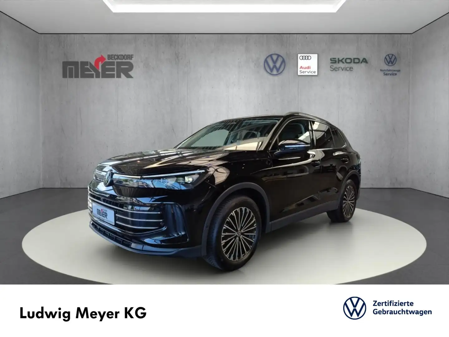 Volkswagen Tiguan Elegance 1.5 eTSI DSG Klima Navi Rückfahrkamera Schwarz - 1