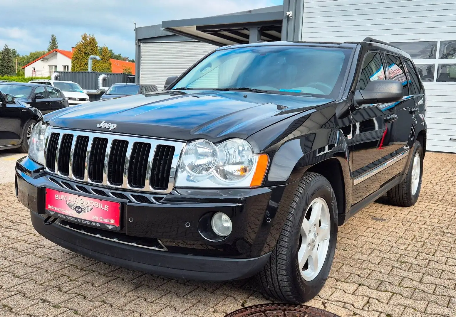 Jeep Grand Cherokee 3.0 CRD Limited 218 PS AHK 3360KG Schwarz - 1
