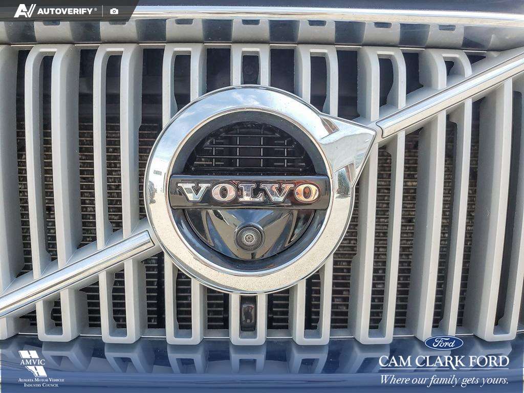 2019 Volvo XC90 T6 Inscription 7-passenger Volvo XC90 T6 AWD with thumb 9
