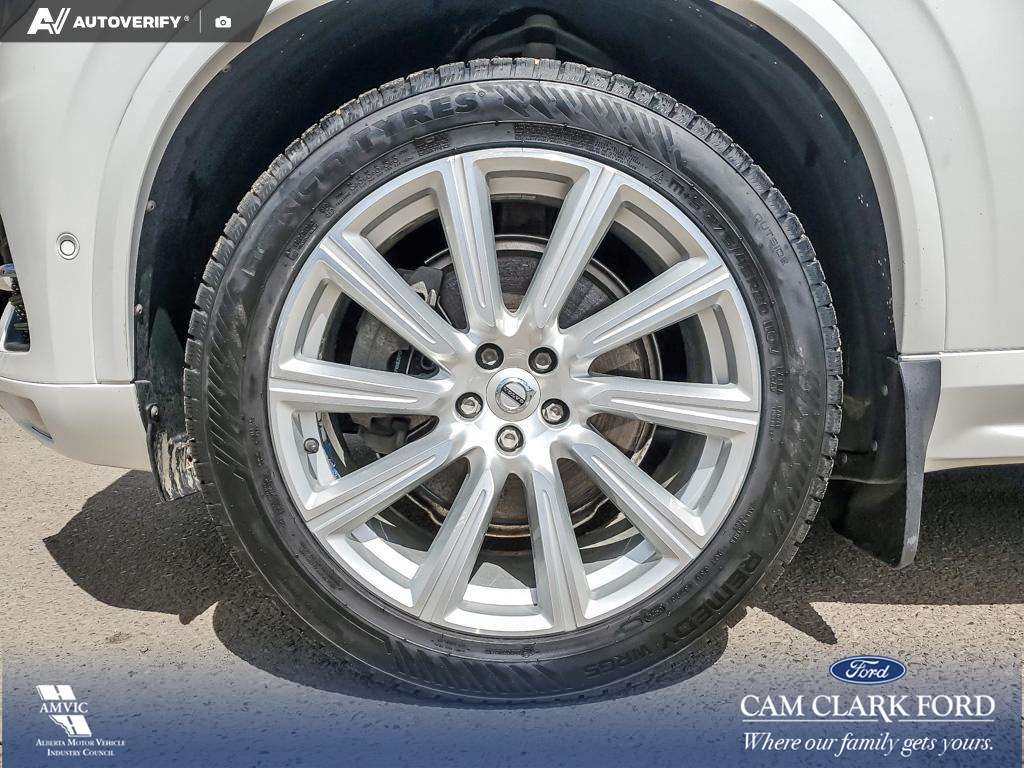 2019 Volvo XC90 T6 Inscription 7-passenger Volvo XC90 T6 AWD with thumb 6