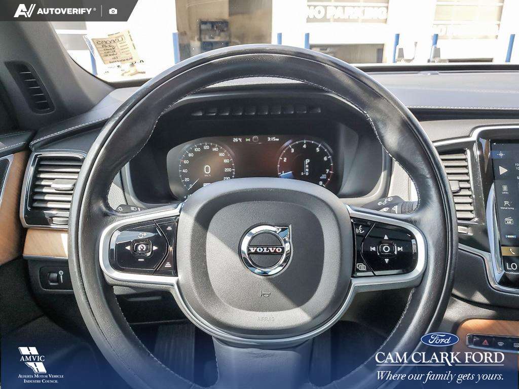2019 Volvo XC90 T6 Inscription 7-passenger Volvo XC90 T6 AWD with thumb 14