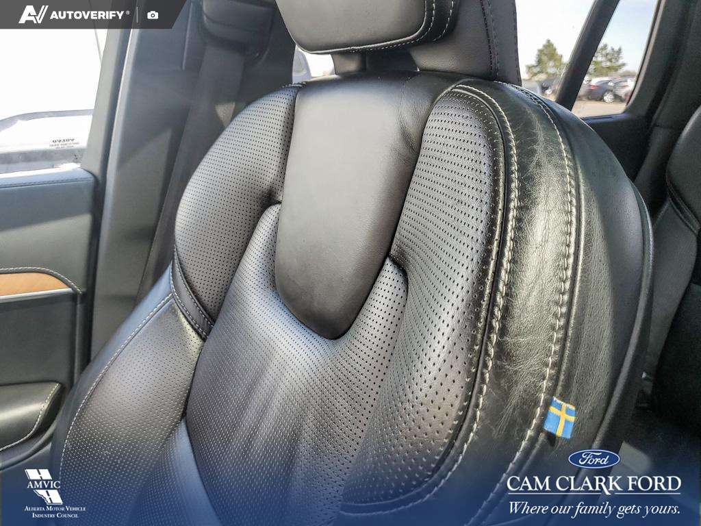 2019 Volvo XC90 T6 Inscription 7-passenger Volvo XC90 T6 AWD with thumb 20
