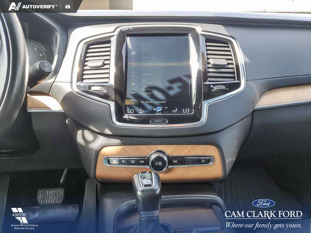 2019 Volvo XC90 T6 Inscription 7-passenger Volvo XC90 T6 AWD with thumb 19