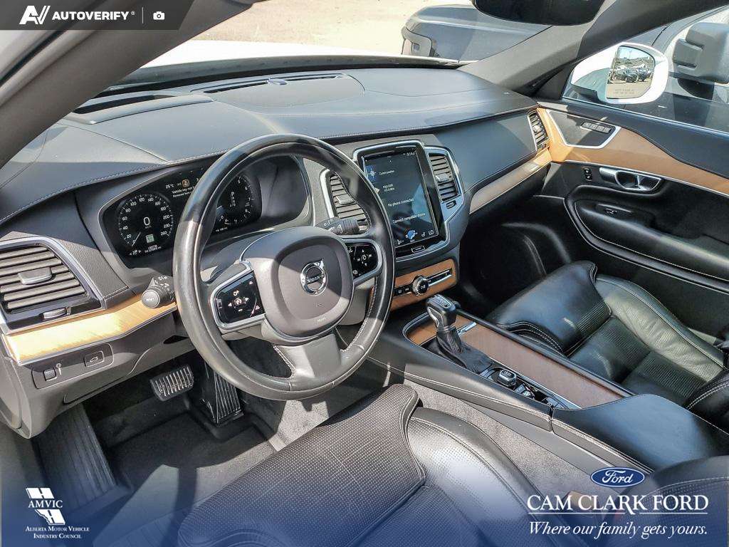 2019 Volvo XC90 T6 Inscription 7-passenger Volvo XC90 T6 AWD with thumb 13
