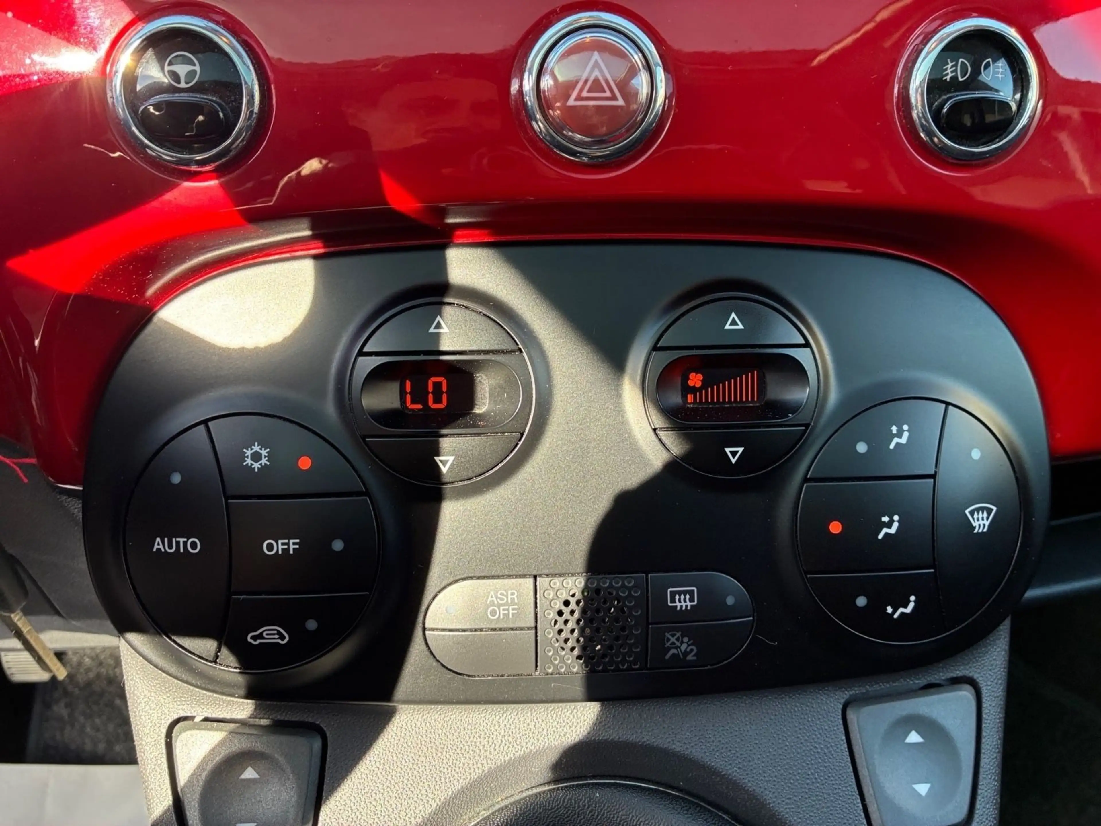 Fiat 500 Klimaautomatik 1.2 — photo 10