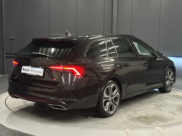 Skoda Octavia view 5