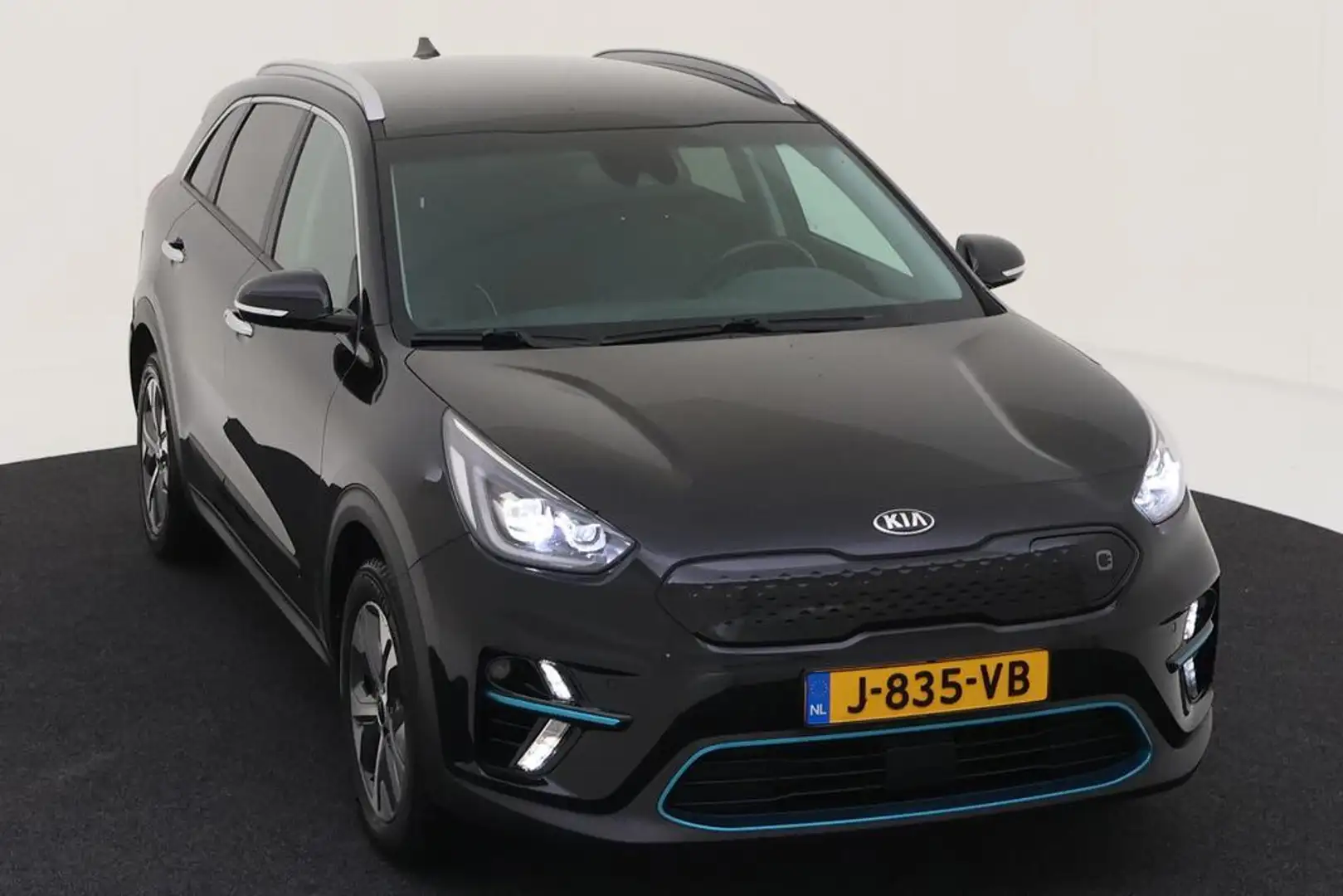 Kia e-Niro EXECUTIVELINE 64KWH 3 FASE LADEN/ACARPLAY/LEER/LED Negru - 1