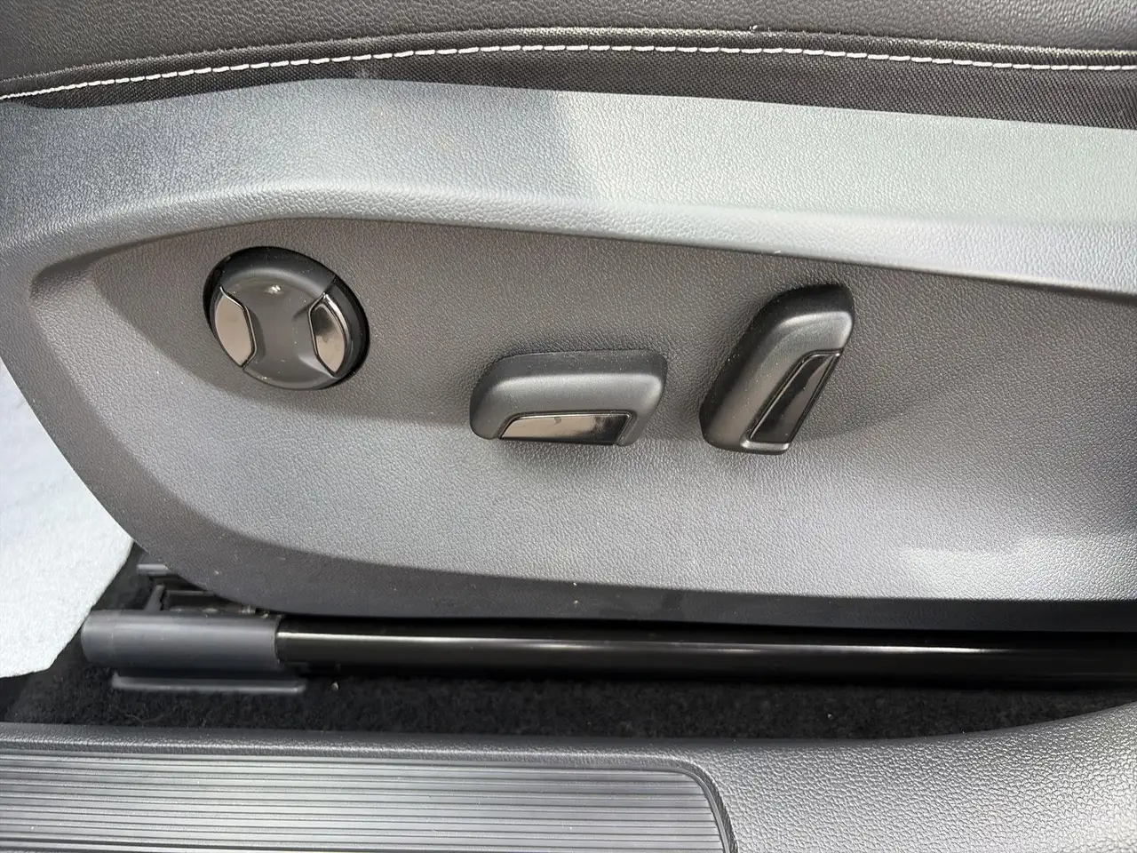 Volkswagen Taos снимка Volkswagen Taos