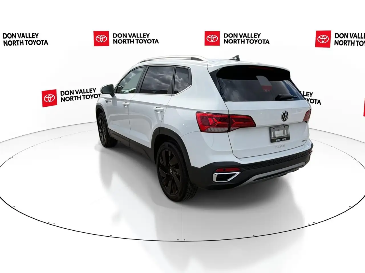 Volkswagen Taos снимка Volkswagen Taos