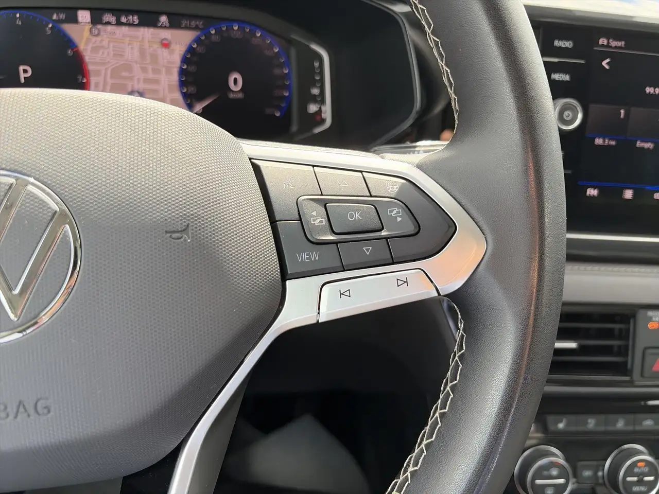Volkswagen Taos снимка Volkswagen Taos