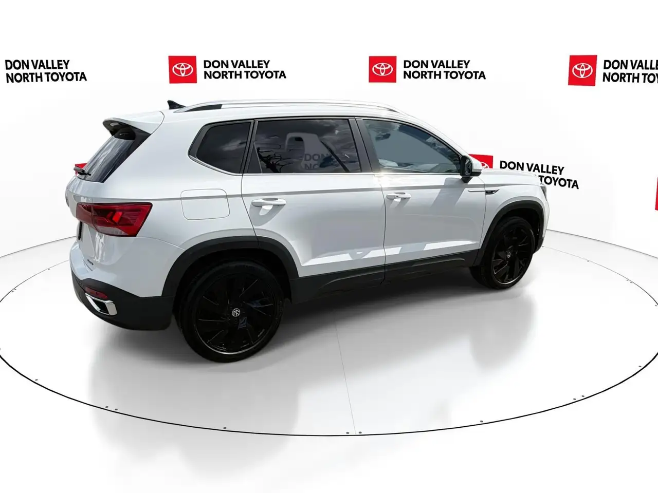 Volkswagen Taos снимка Volkswagen Taos