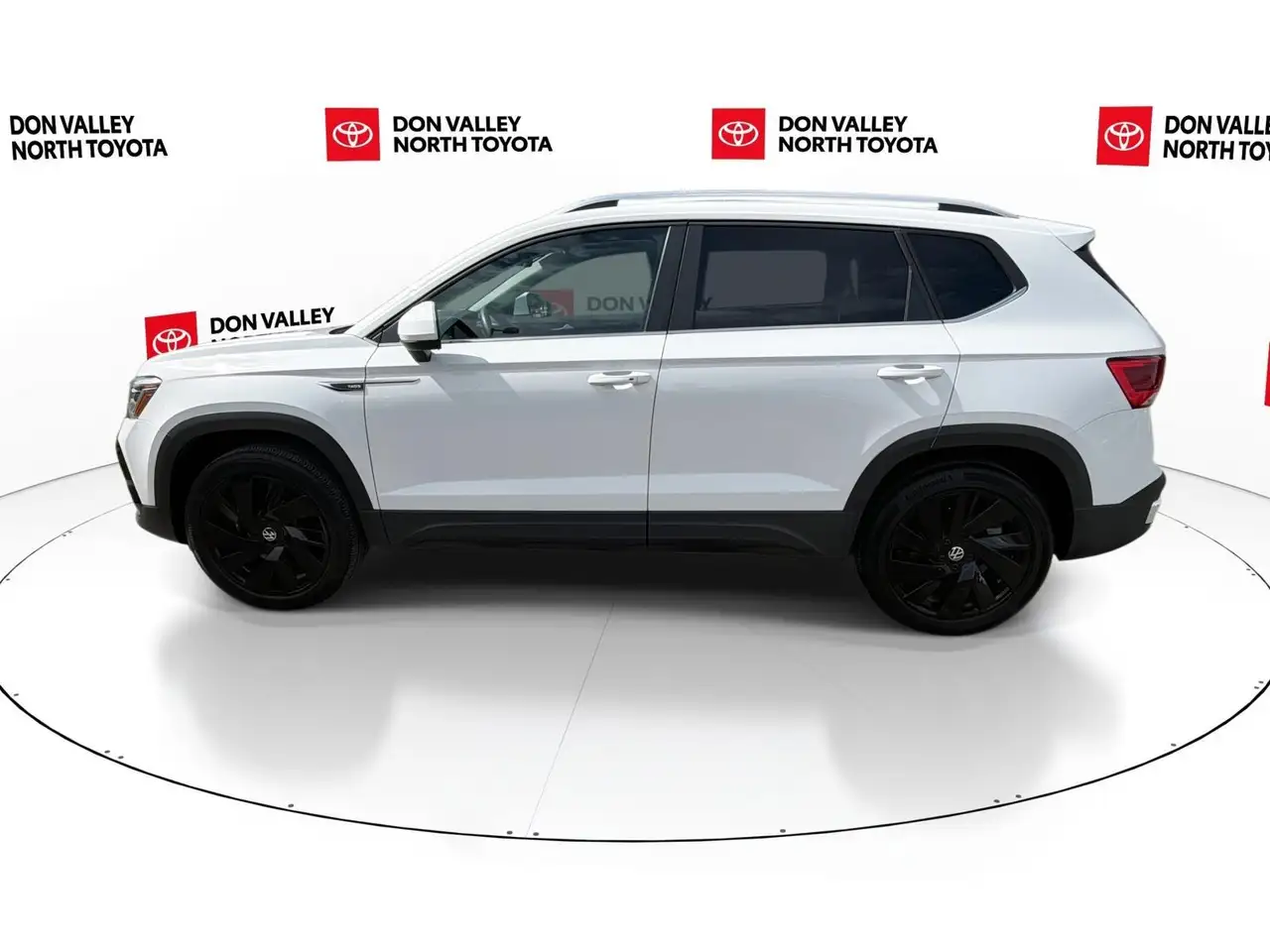 Volkswagen Taos снимка Volkswagen Taos