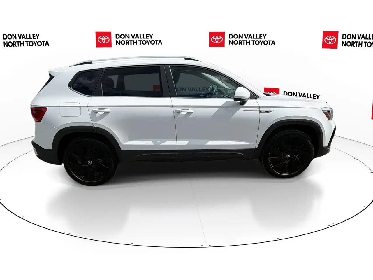 Volkswagen Taos снимка Volkswagen Taos