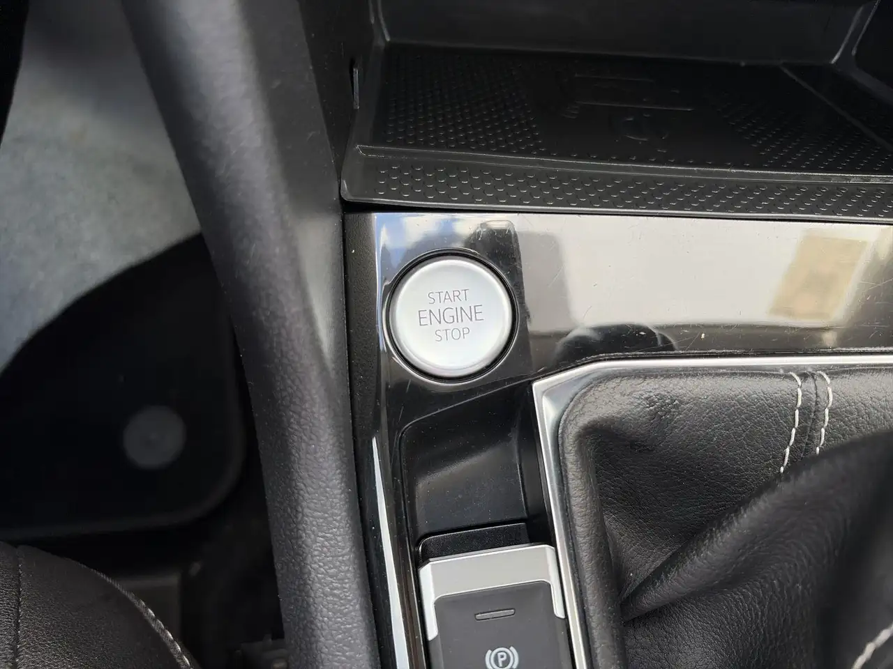 Volkswagen Taos снимка Volkswagen Taos