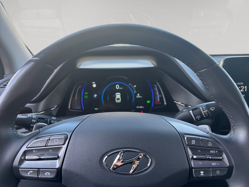 Hyundai IONIQ Facelift Elektro PRIME-Paket mit Glasdach — photo 8