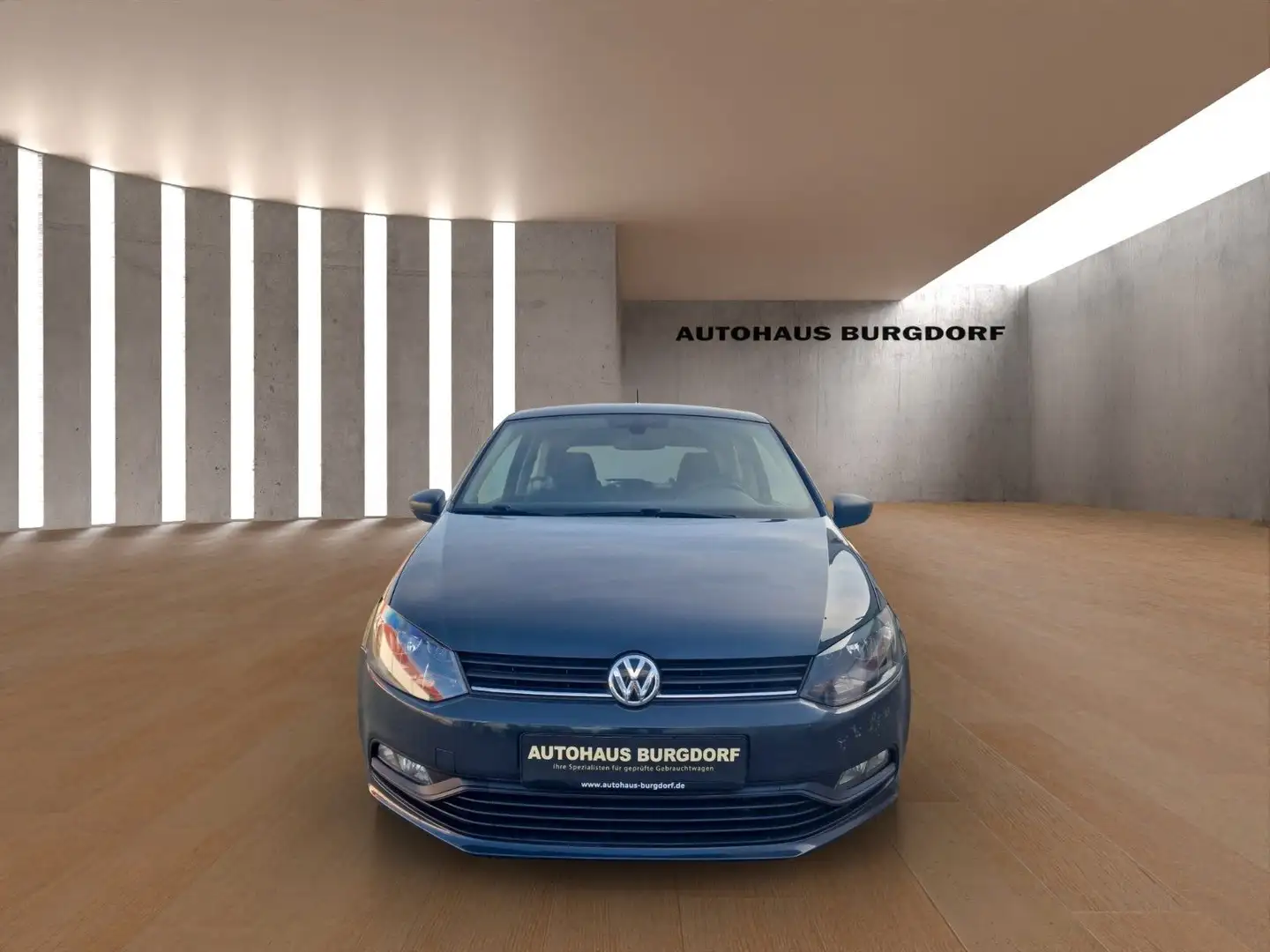Volkswagen Polo V 1.0 Klima Navi Tempomat Allwetterreifen Gris - 2