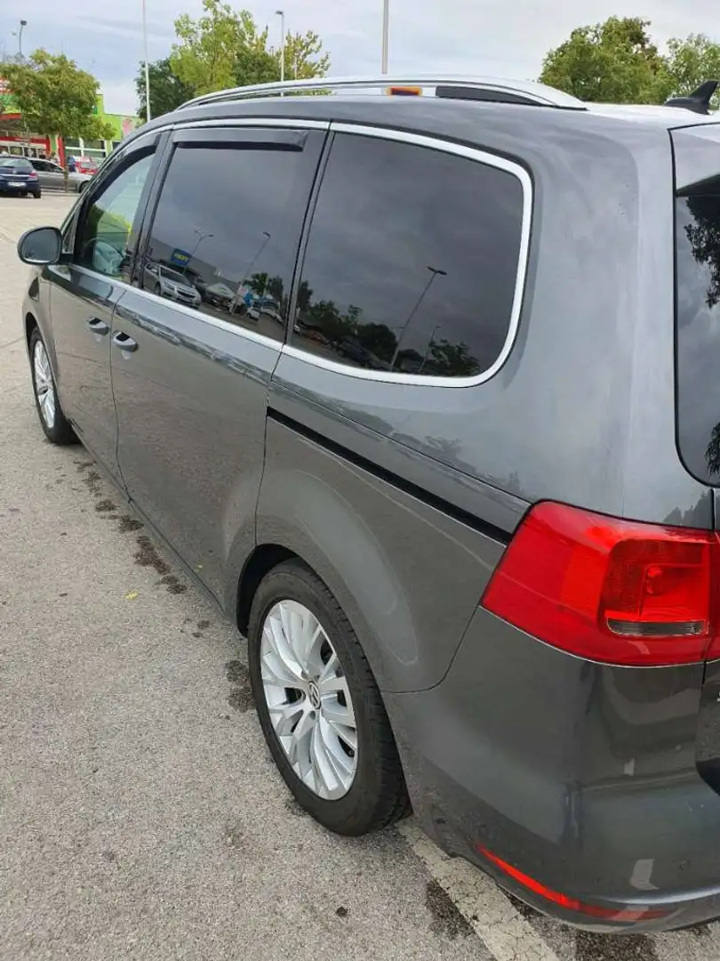 Volkswagen Sharan Sharan Highline BMT 2,0 TDI DPF Highline Grau - 1