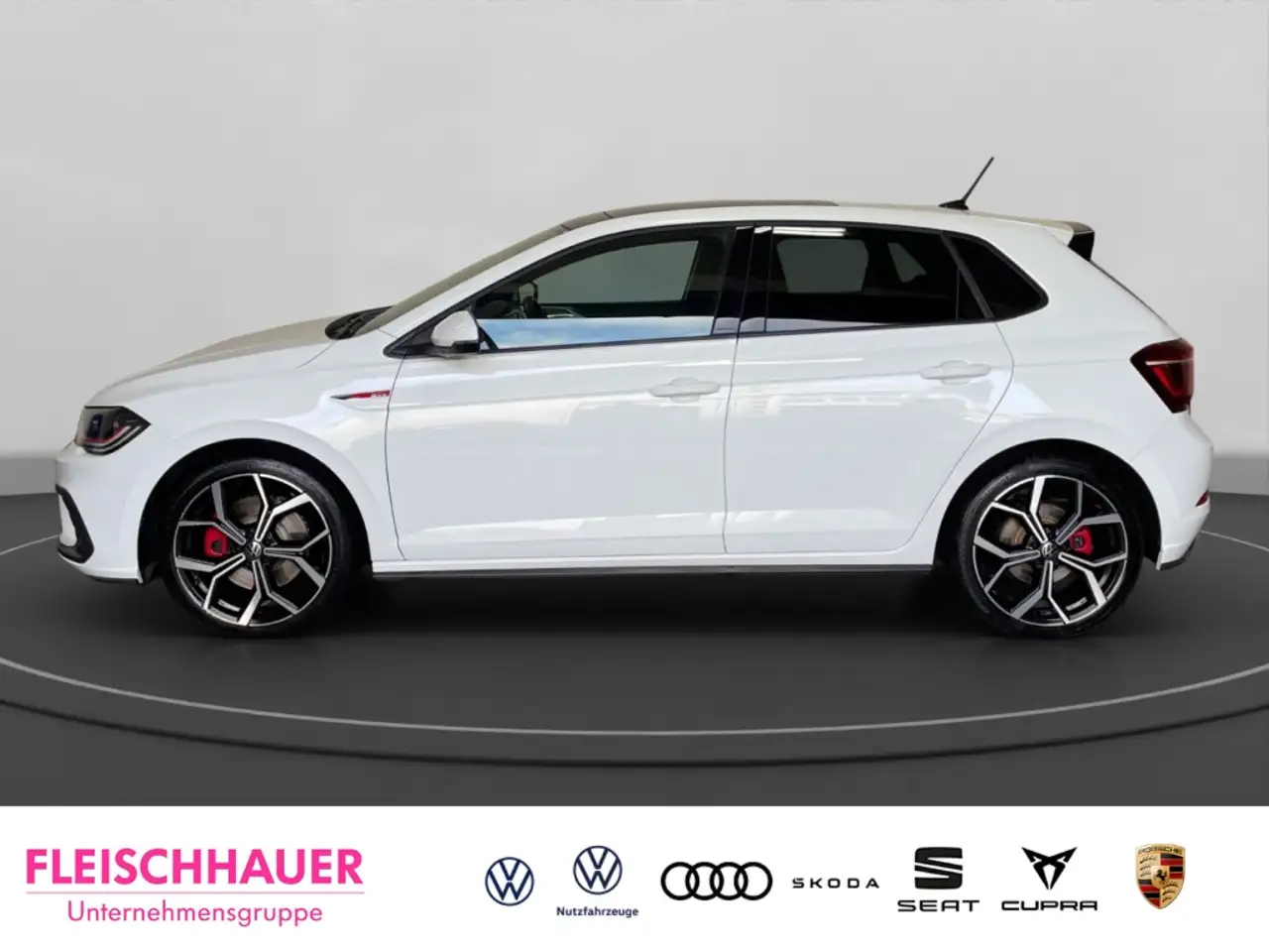 Volkswagen Polo GTI VI 2.0 TSI ACC LED Rückfahrkam. Navi Tel.-Vorb. Ca 3