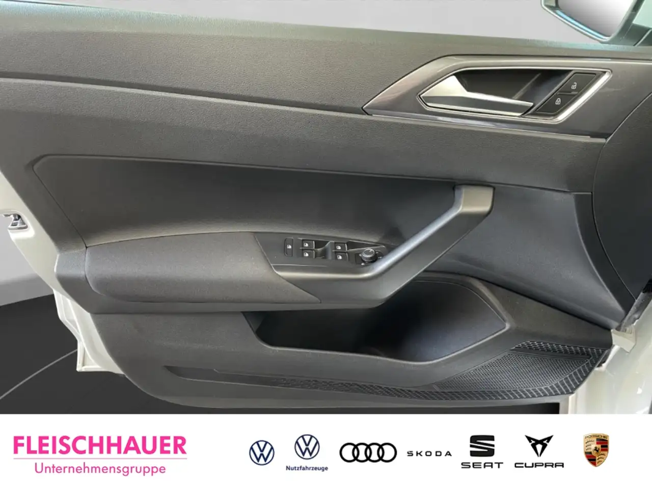 Volkswagen Polo GTI VI 2.0 TSI ACC LED Rückfahrkam. Navi Tel.-Vorb. Ca 19