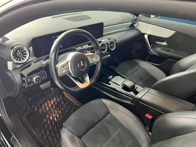Mercedes-Benz Cla view 10