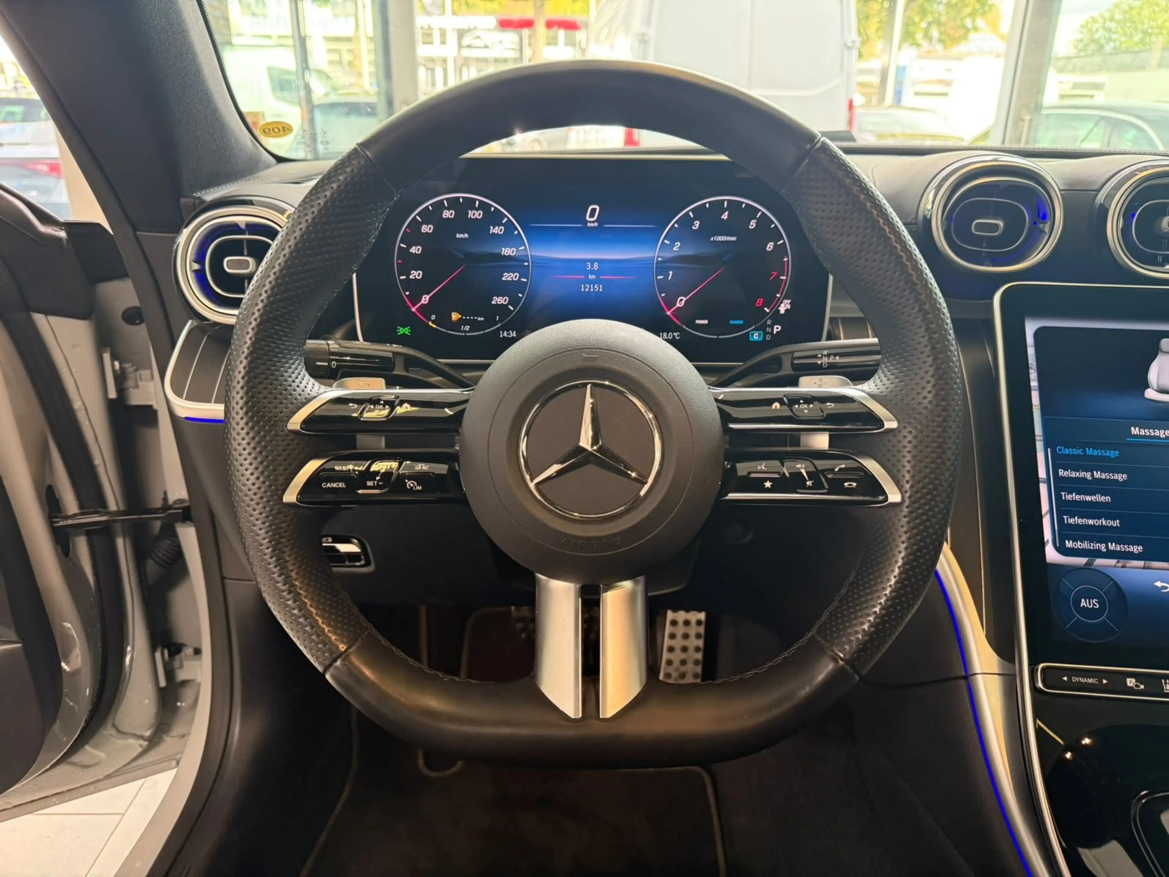 Mercedes-Benz CLE 300 4M AMG+PANO+BURM+STDHZ+NIGHT+DISTR+360° — photo 9