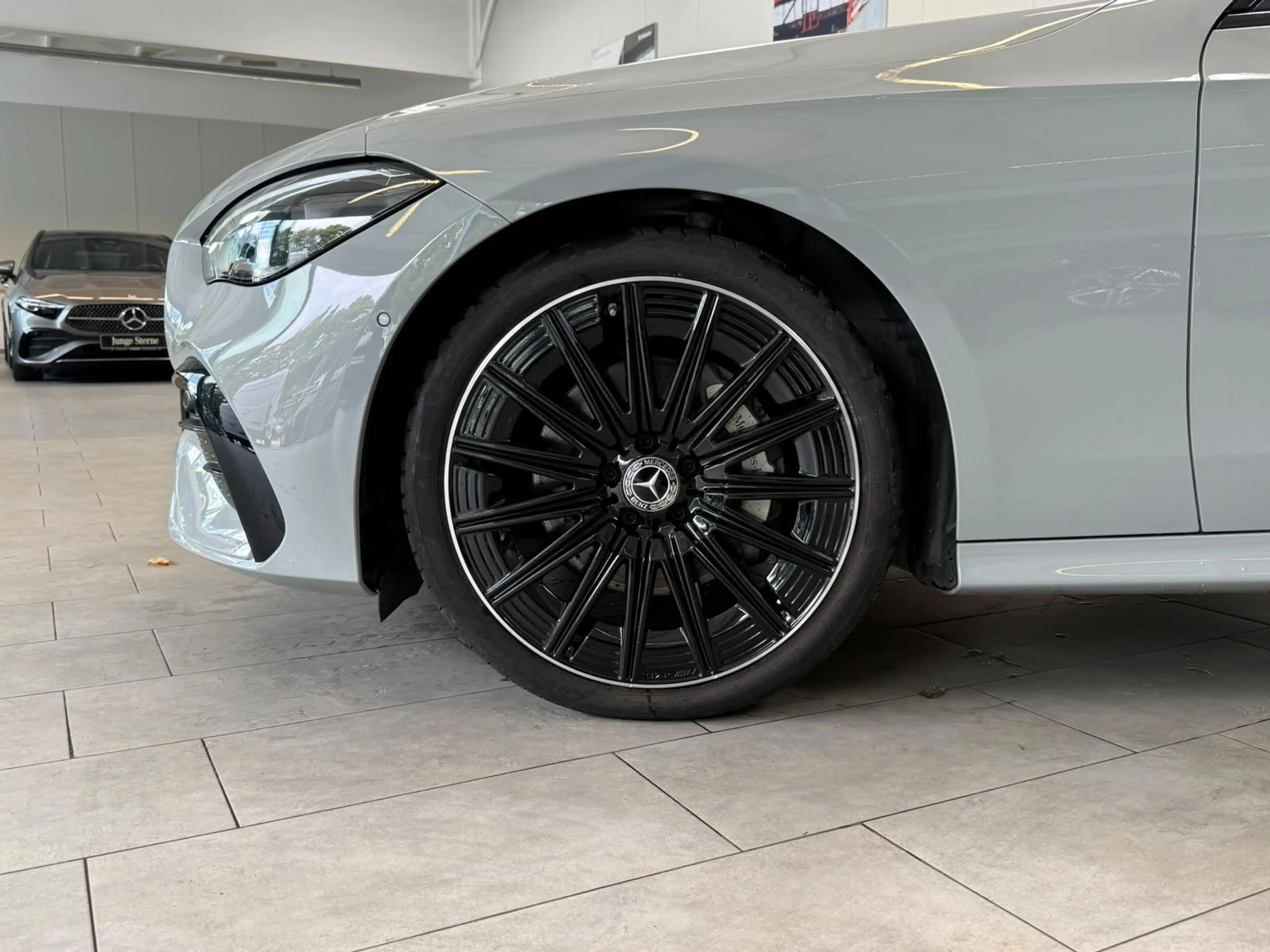Mercedes-Benz CLE 300 4M AMG+PANO+BURM+STDHZ+NIGHT+DISTR+360° — photo 7