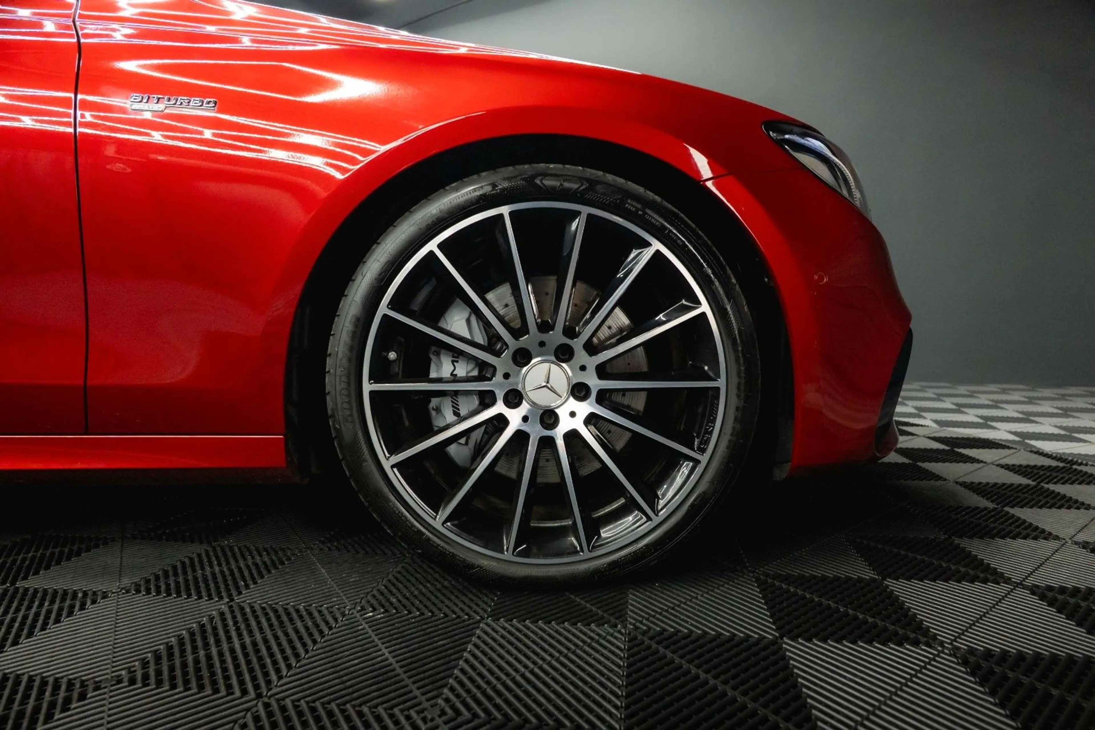 Mercedes-Benz E 43 AMG 4Matic Night-Paket *Airmatic*ACC*Pano* — photo 10
