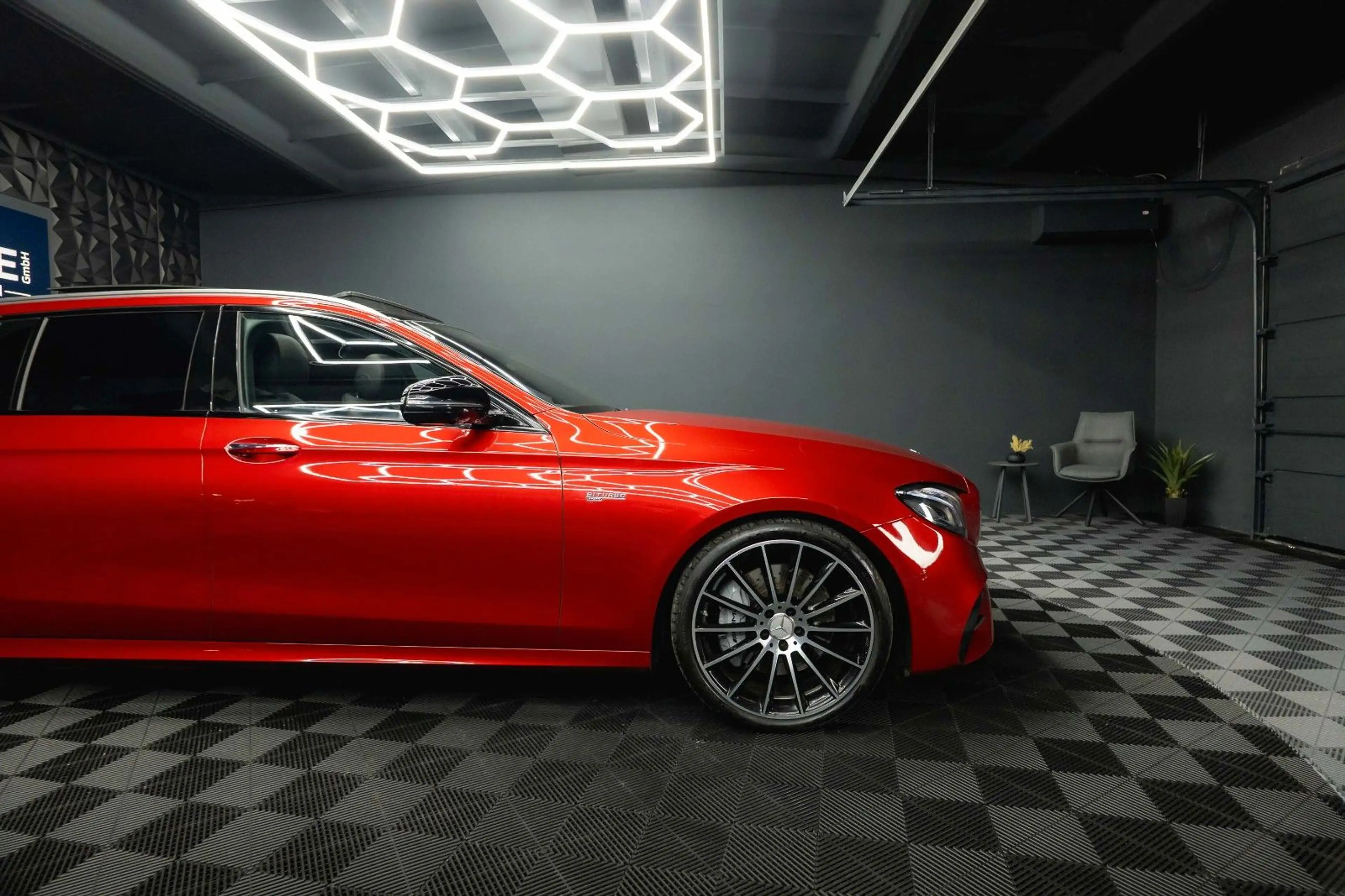 Mercedes-Benz E 43 AMG 4Matic Night-Paket *Airmatic*ACC*Pano* — photo 9