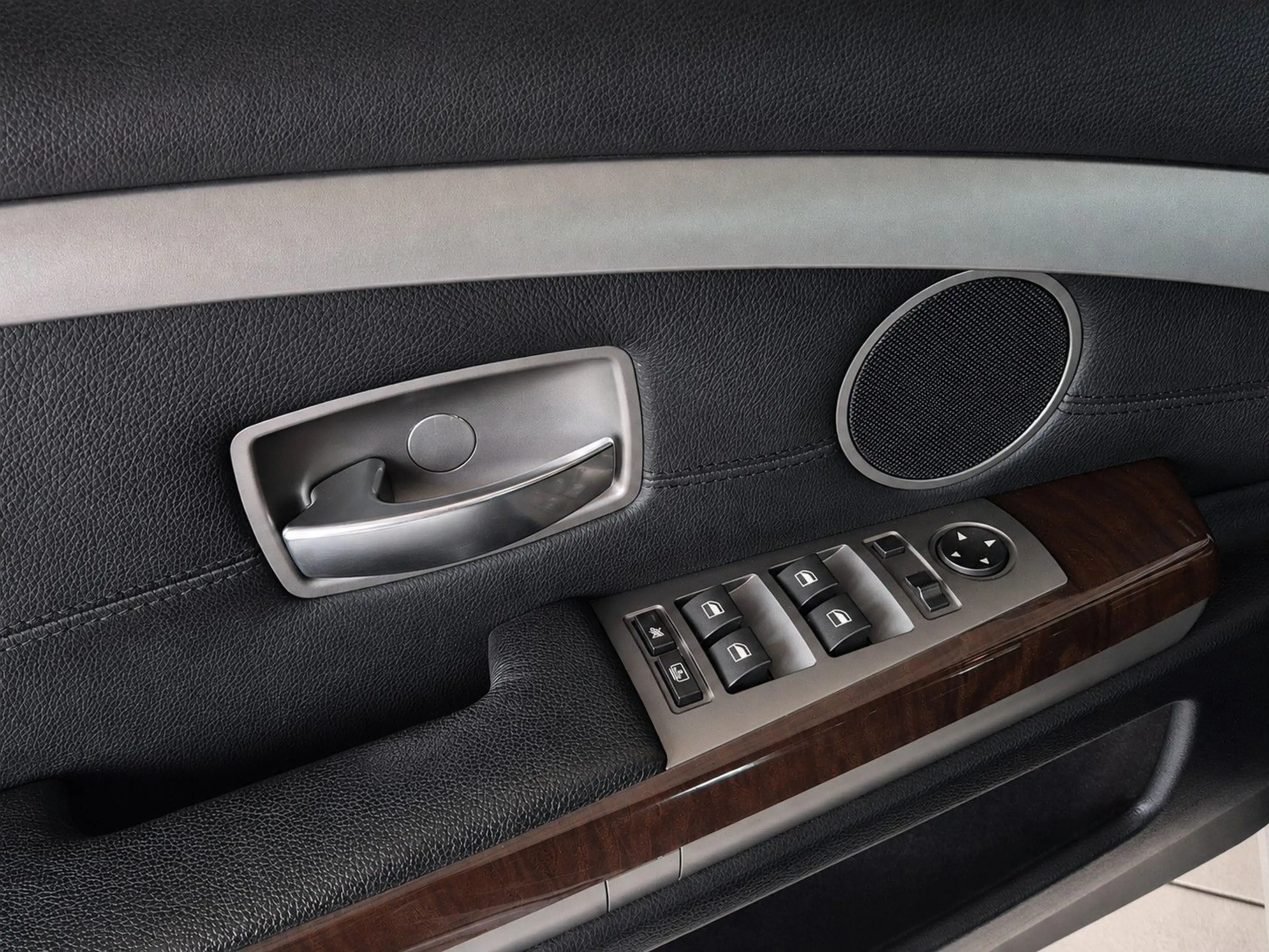BMW 730 d A/Von A-Z durchrepariert+1A gepflegt — photo 11