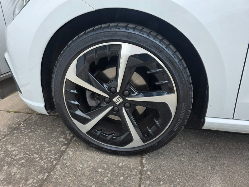 SEAT Ibiza FR Beats/LED/Navi/18Zoll/Pano/Kessy/1.Hd. — photo 10