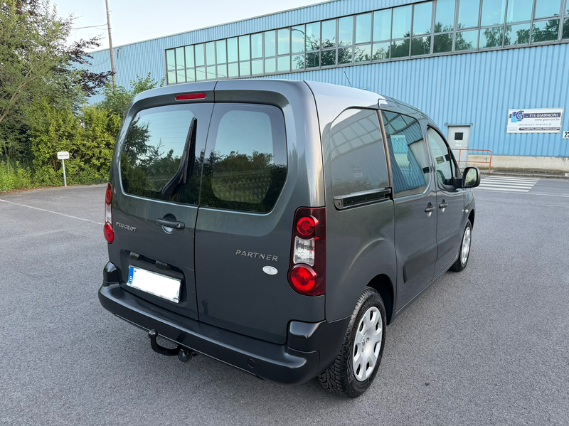 Peugeot Partner 1.6 HDi / Airco - GPS - 3Pl - Carnet - TVA — photo 5
