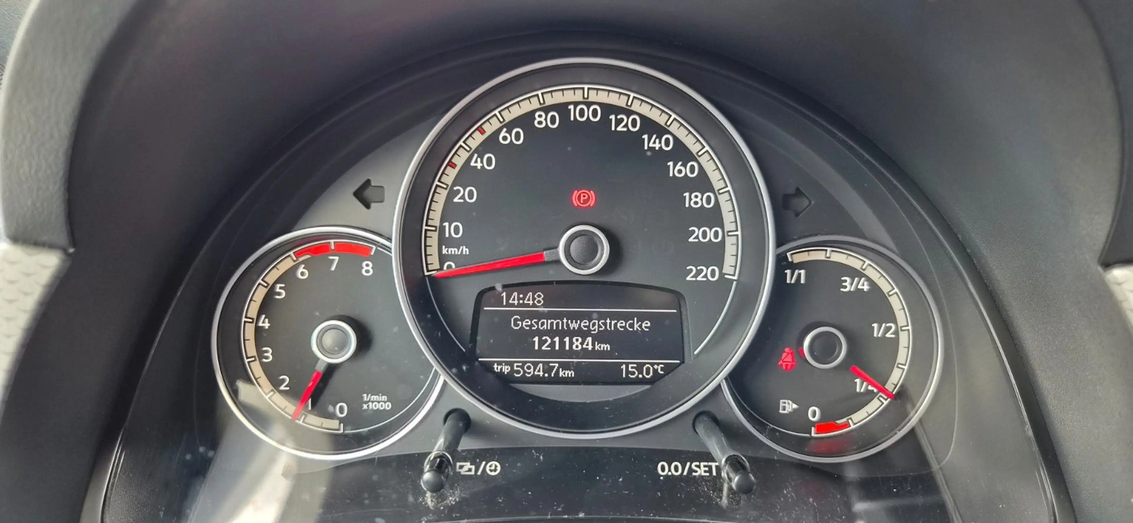 Volkswagen up! Active Kamera 1 Hand Tempomat Allu — photo 6