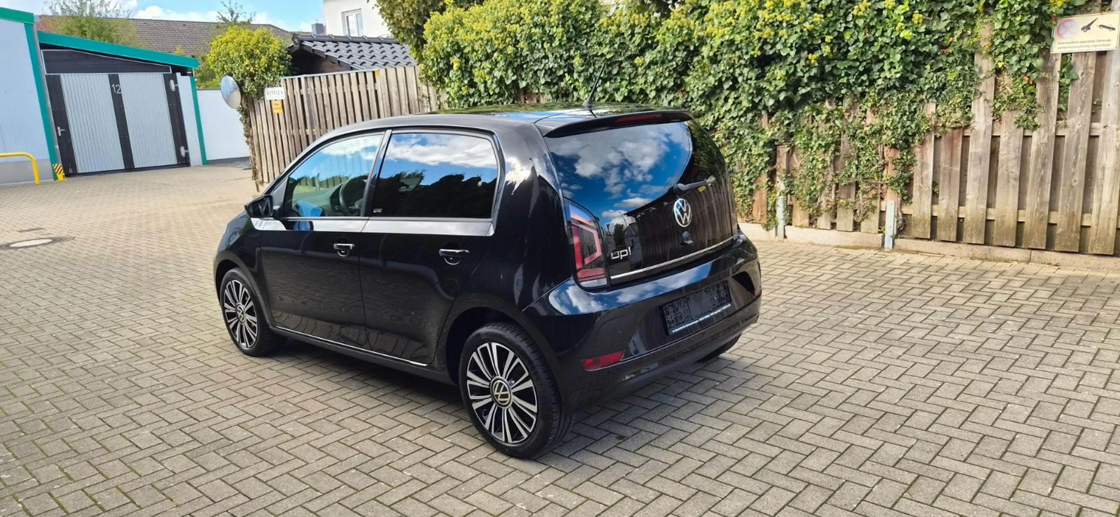 Volkswagen up! Active Kamera 1 Hand Tempomat Allu — photo 9
