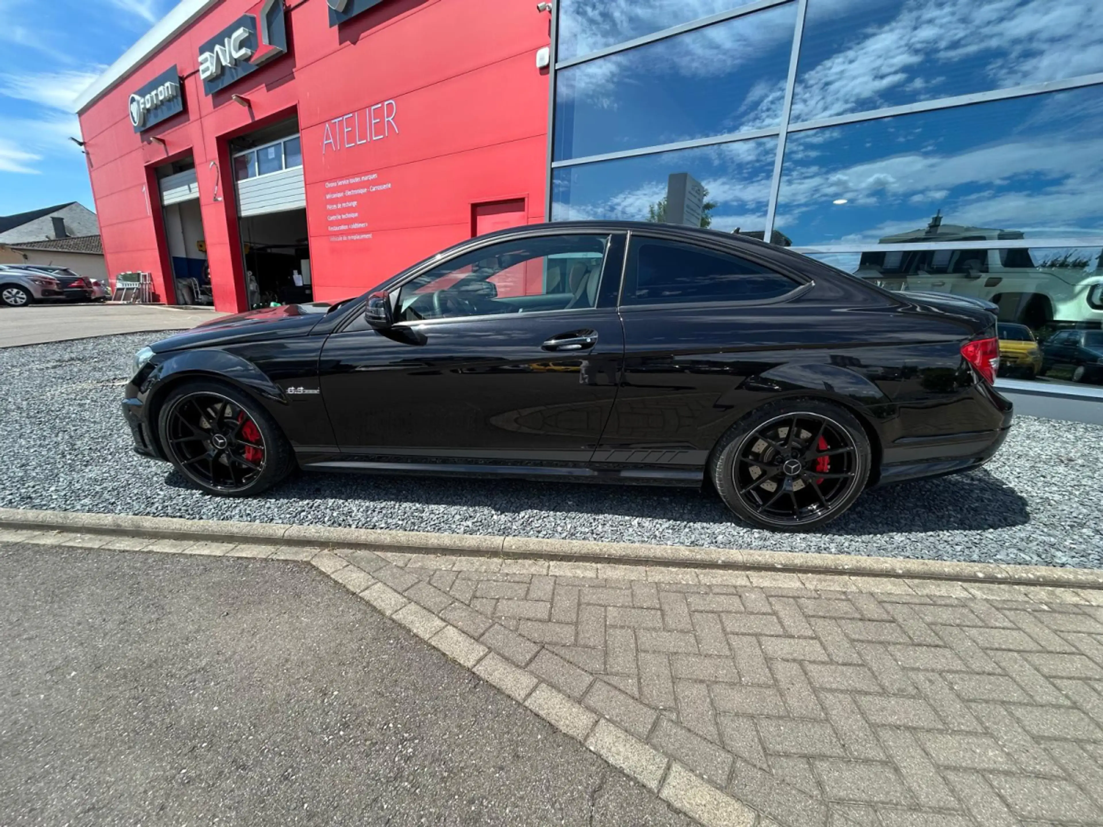 Mercedes-Benz C 63 AMG Mercedes Benz C63 AMG — photo 2